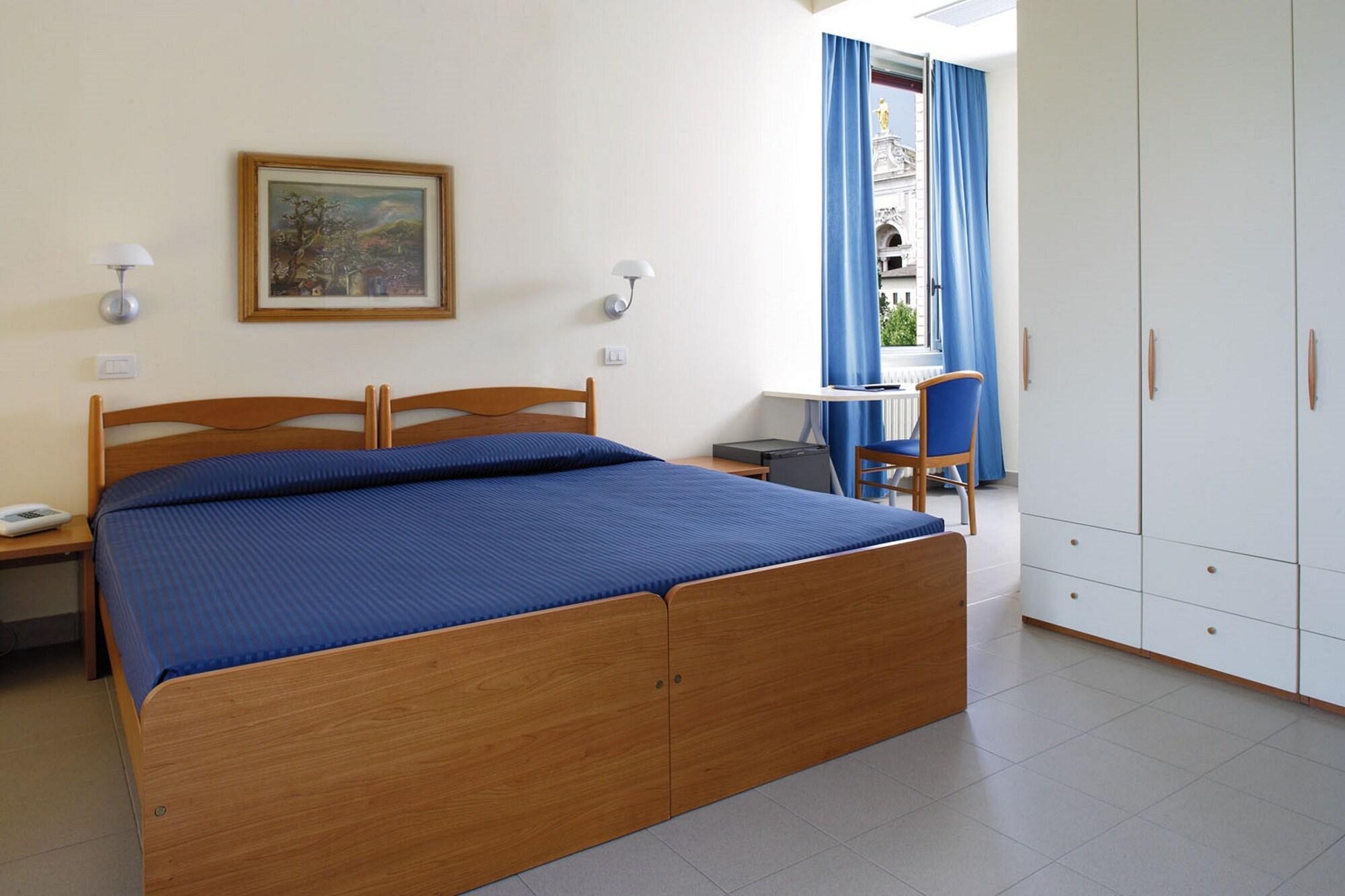 Hotel Domus Pacis Assisi Esterno foto
