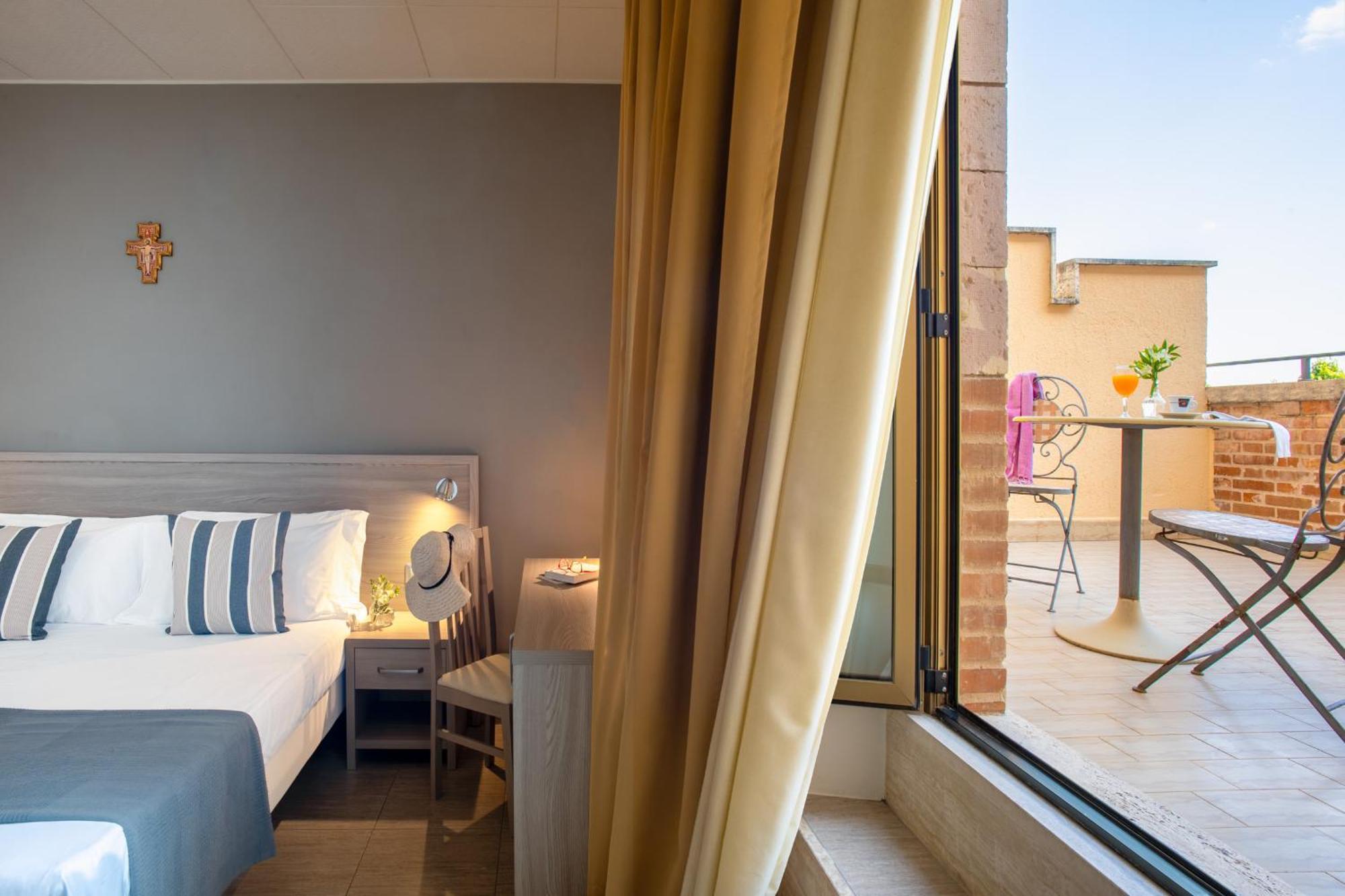 Hotel Domus Pacis Assisi Esterno foto